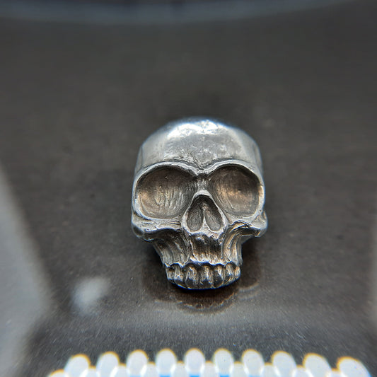 Half skull Pin